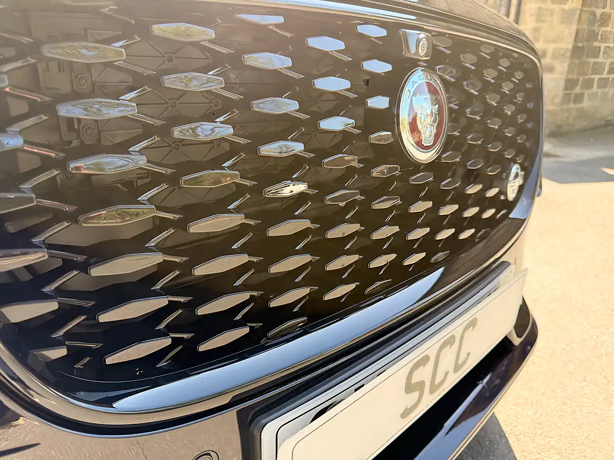 Used 2024 Jaguar F-Pace Svr 1988 Edition Midnight Amethyst - Interior and Exterior details 16