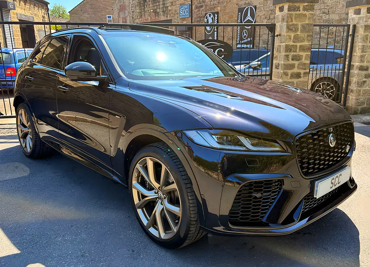 Used 2024 Jaguar F-Pace Svr 1988 Edition Midnight Amethyst - Interior and Exterior details 4