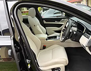 Used 2024 Jaguar Xf R-Dynamic Hse Black Sportbrake Santorini Black - Interior and Exterior details 9