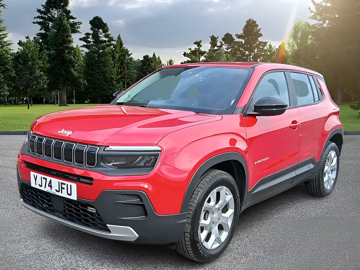Used 2024 Jeep Avenger Altitude Red - Front View