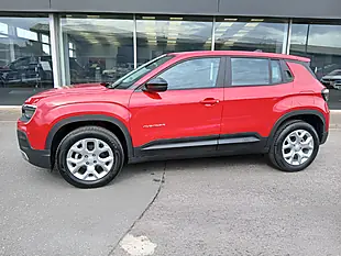 Used 2024 Jeep Avenger Altitude Red - Interior and Exterior details 5