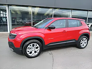 Used 2024 Jeep Avenger Altitude Red - Interior and Exterior details 8