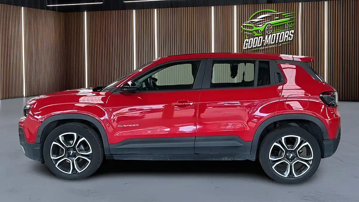 Used 2024 Jeep Avenger Altitude+ Red - Interior and Exterior details 11
