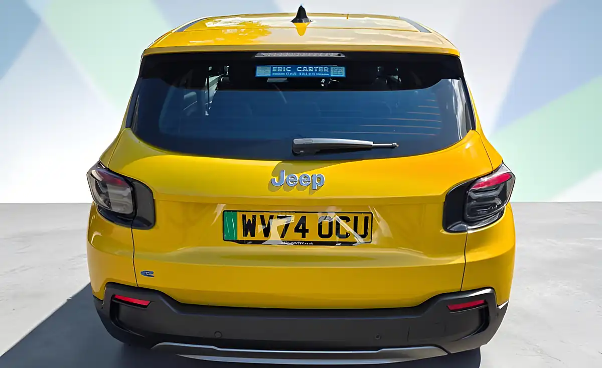 Used 2024 Jeep Avenger Longtitude Luxe Yellow - Interior and Exterior details 3