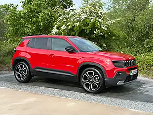 Used 2024 Jeep Avenger Summit Red - Interior and Exterior details 14