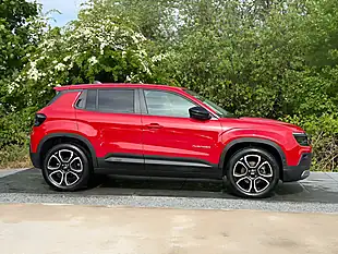 Used 2024 Jeep Avenger Summit Red - Interior and Exterior details 3