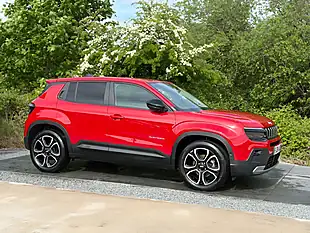 Used 2024 Jeep Avenger Summit Red - Interior and Exterior details 14