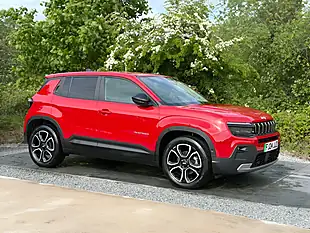 Used 2024 Jeep Avenger Summit Red - Interior and Exterior details 8