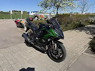 Used 2024 Kawasaki Ninja 1000 Sx Green - Interior and Exterior details 3