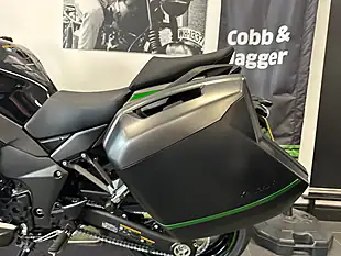 Used 2024 Kawasaki Ninja 1000 Sx Tourer Green - Interior and Exterior details 16