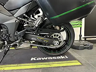 Used 2024 Kawasaki Ninja 1000 Sx Tourer Green - Interior and Exterior details 17