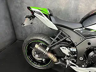 Used 2024 Kawasaki Ninja ZX-10R 1000 White - Interior and Exterior details 6