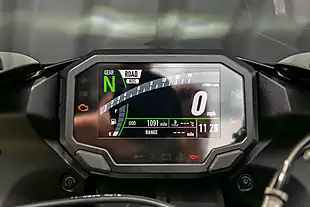 Used 2024 Kawasaki Ninja ZX-6R Grey - Interior and Exterior details 17