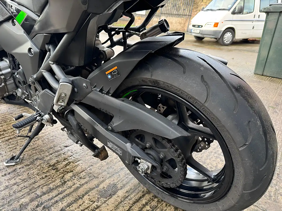 Used 2024 Kawasaki Versys 1000 Grey - Interior and Exterior details 14