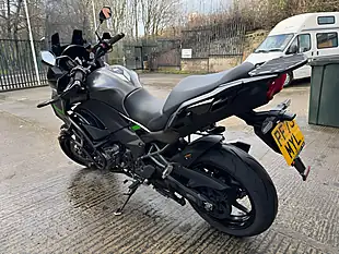 Used 2024 Kawasaki Versys 1000 Grey - Interior and Exterior details 4