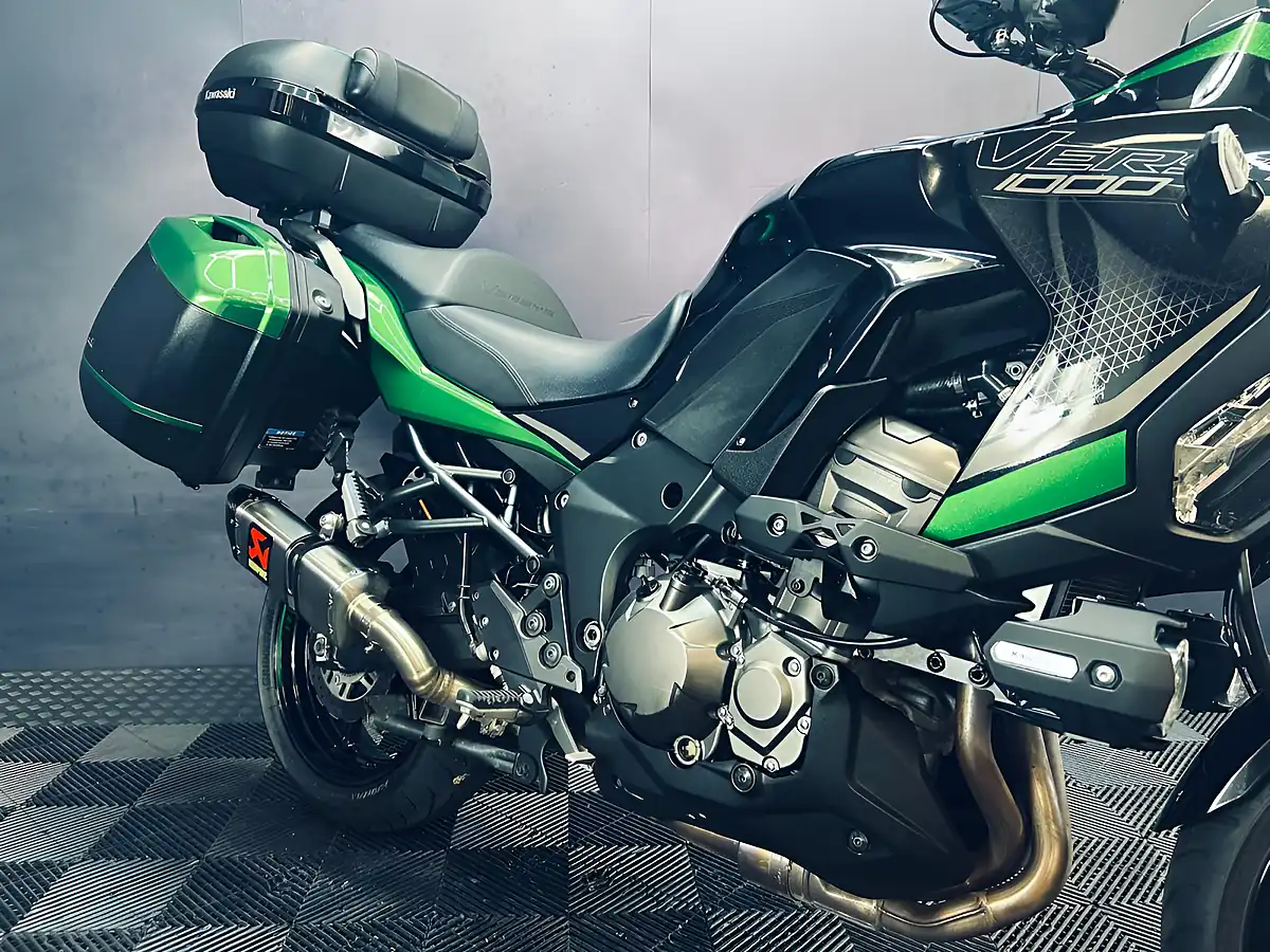 Used 2024 Kawasaki Versys 1000 Se Grand Tourer Green - Interior and Exterior details 10