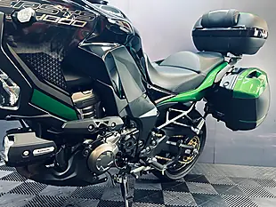Used 2024 Kawasaki Versys 1000 Se Grand Tourer Green - Interior and Exterior details 11