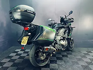 Used 2024 Kawasaki Versys 1000 Se Grand Tourer Green - Interior and Exterior details 12