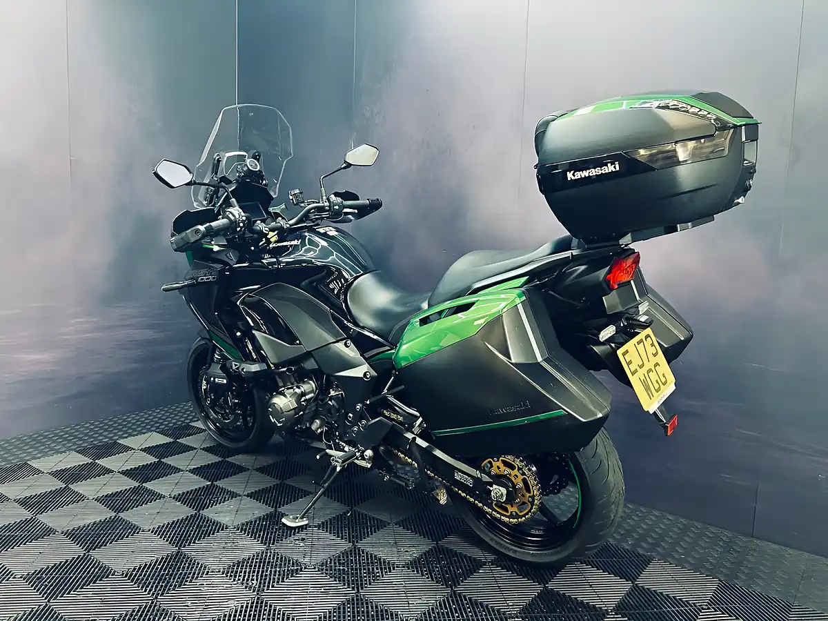 Used 2024 Kawasaki Versys 1000 Se Grand Tourer Green - Interior and Exterior details 14