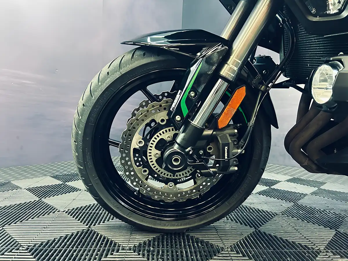 Used 2024 Kawasaki Versys 1000 Se Grand Tourer Green - Interior and Exterior details 15