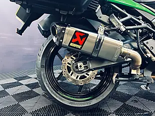 Used 2024 Kawasaki Versys 1000 Se Grand Tourer Green - Interior and Exterior details 18