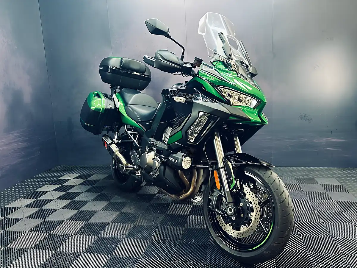 Used 2024 Kawasaki Versys 1000 Se Grand Tourer Green - Interior and Exterior details 19