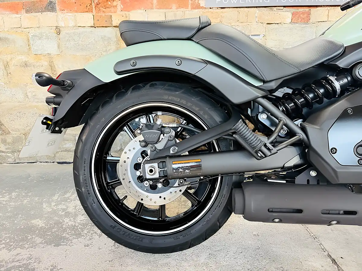 Used 2024 Kawasaki Vulcan S Abs Green - Interior and Exterior details 10