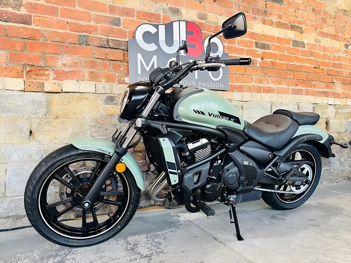 Used 2024 Kawasaki Vulcan S Abs Green - Interior and Exterior details 12