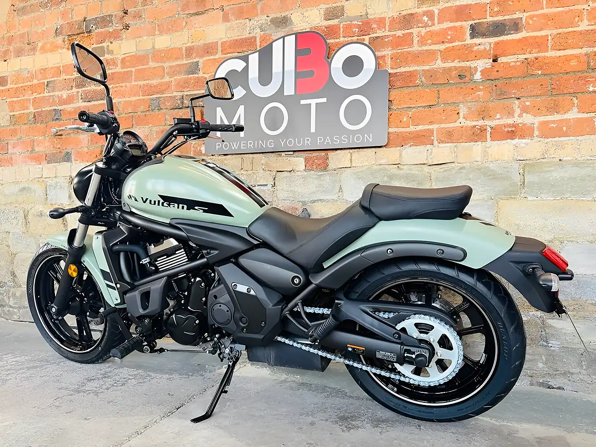 Used 2024 Kawasaki Vulcan S Abs Green - Interior and Exterior details 13