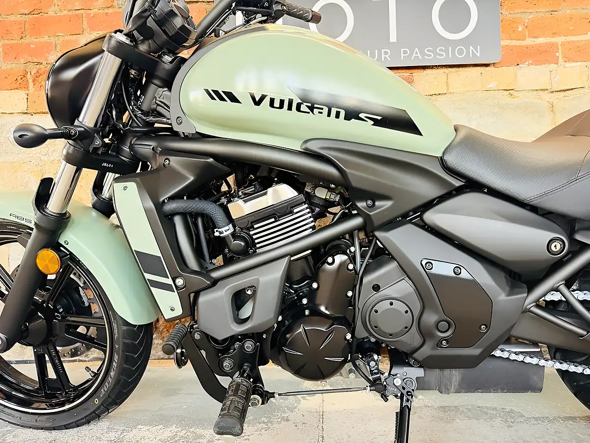 Used 2024 Kawasaki Vulcan S Abs Green - Interior and Exterior details 16