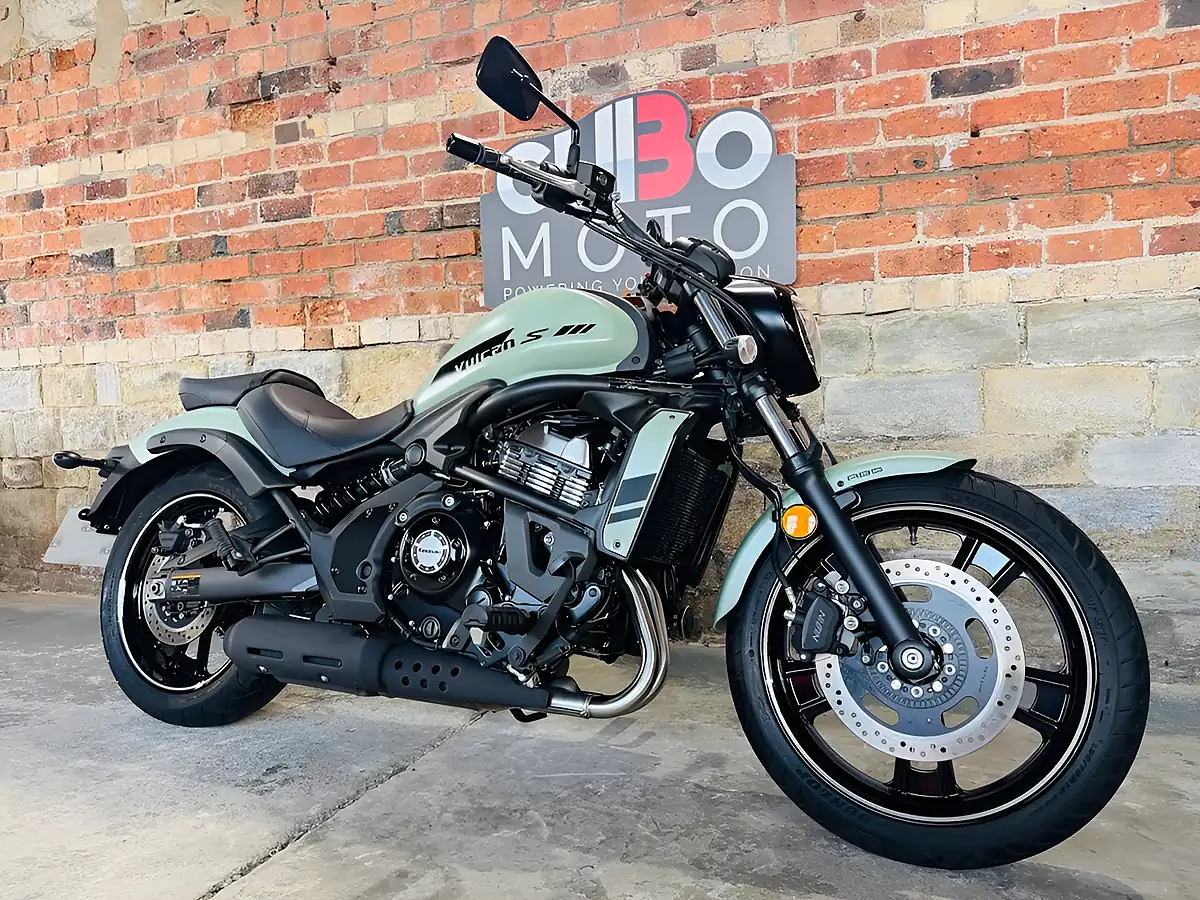 Used 2024 Kawasaki Vulcan S Abs Green - Interior and Exterior details 3