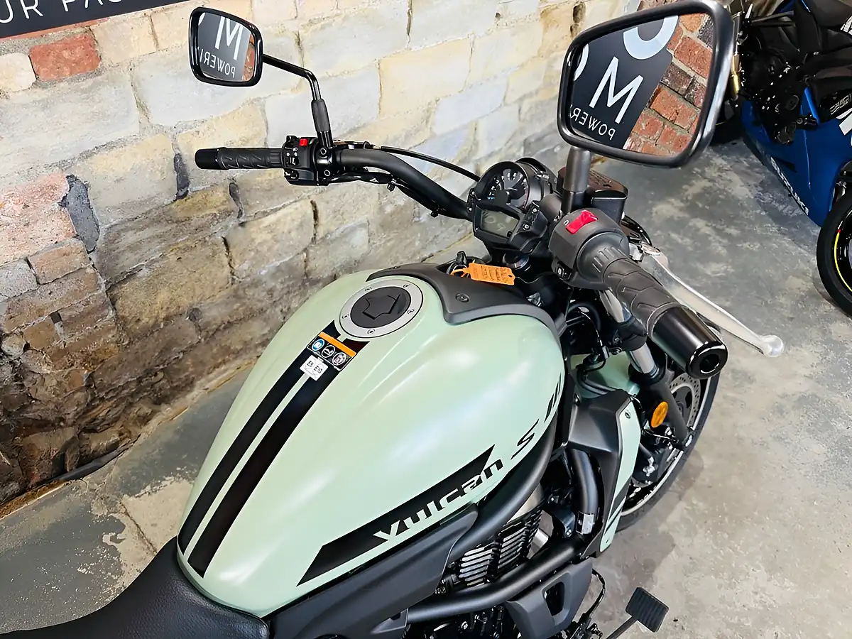 Used 2024 Kawasaki Vulcan S Abs Green - Interior and Exterior details 8