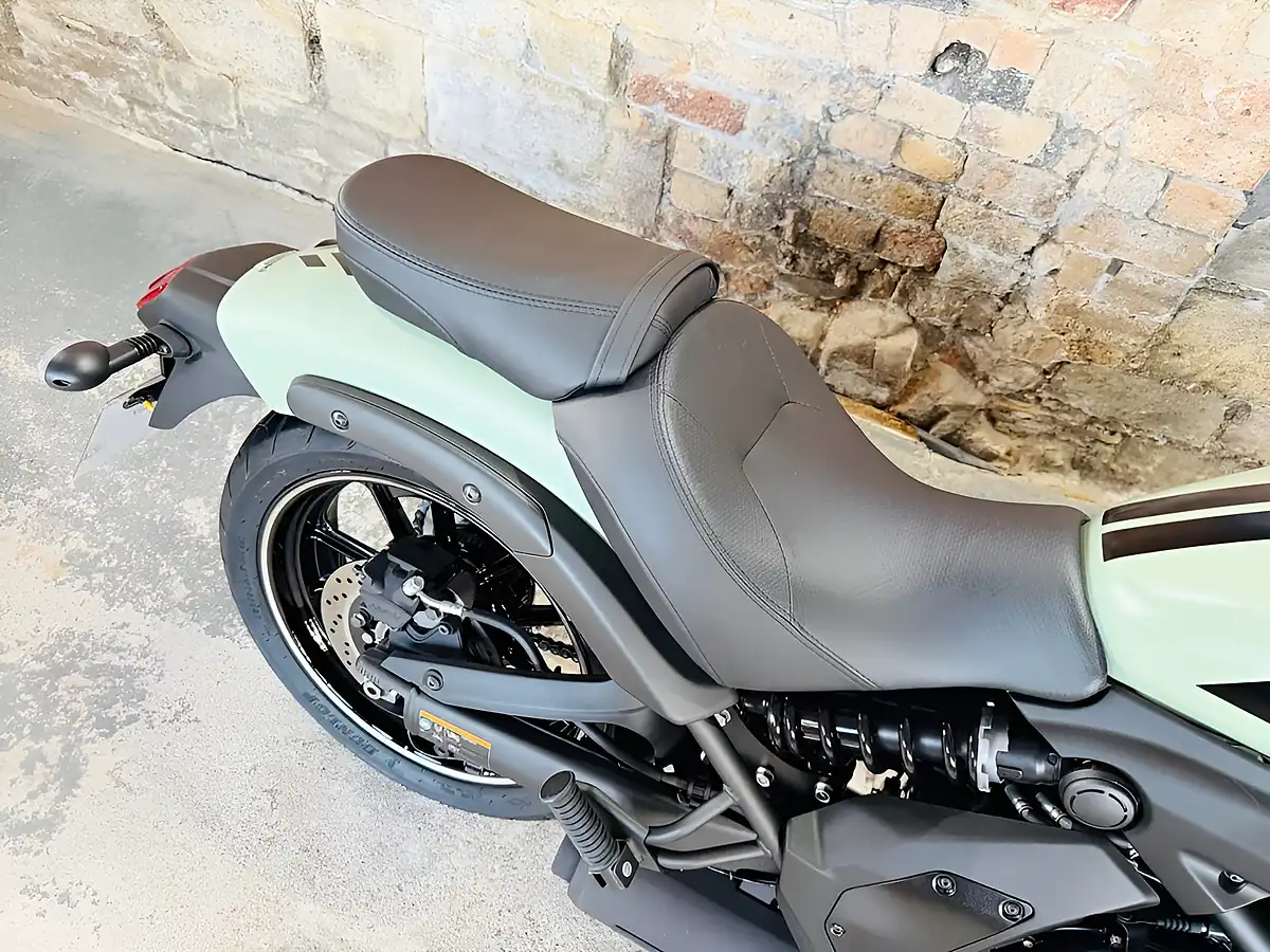 Used 2024 Kawasaki Vulcan S Abs Green - Interior and Exterior details 9