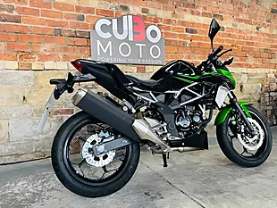 Used 2024 Kawasaki Z125 Lrfnn Green - Interior and Exterior details 4