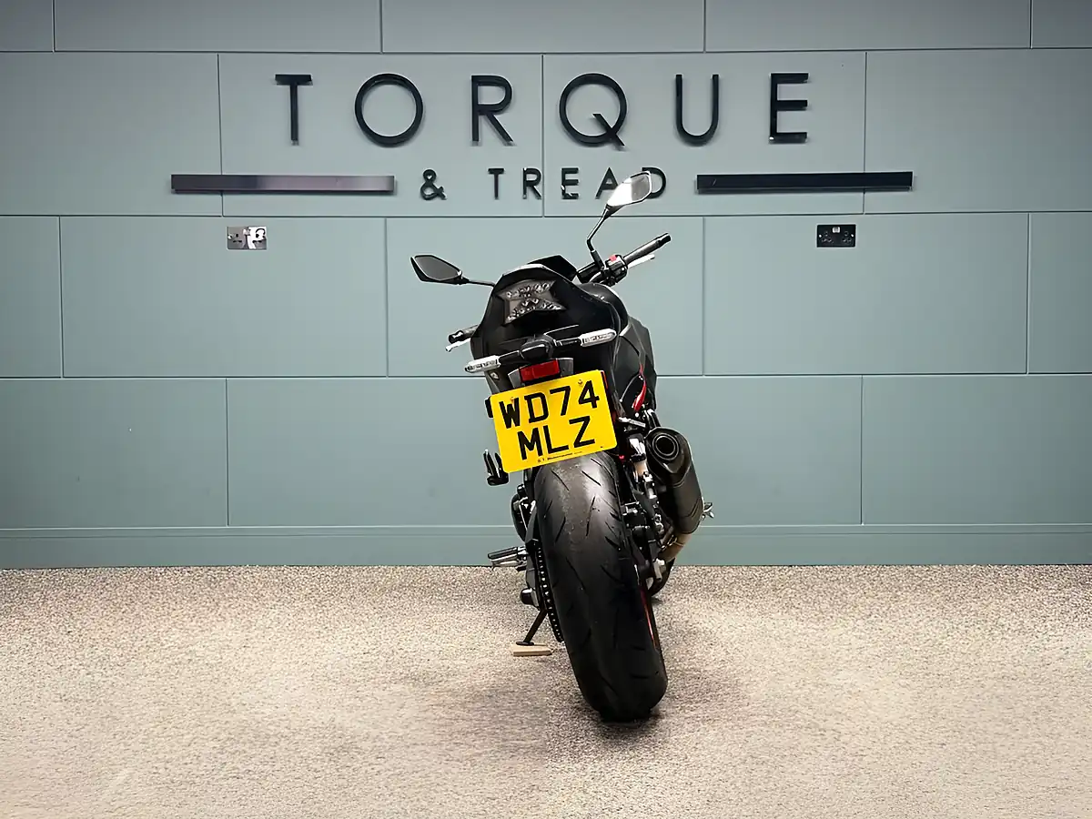 Used 2024 Kawasaki Z900 Performance Edition Silver - Interior and Exterior details 5