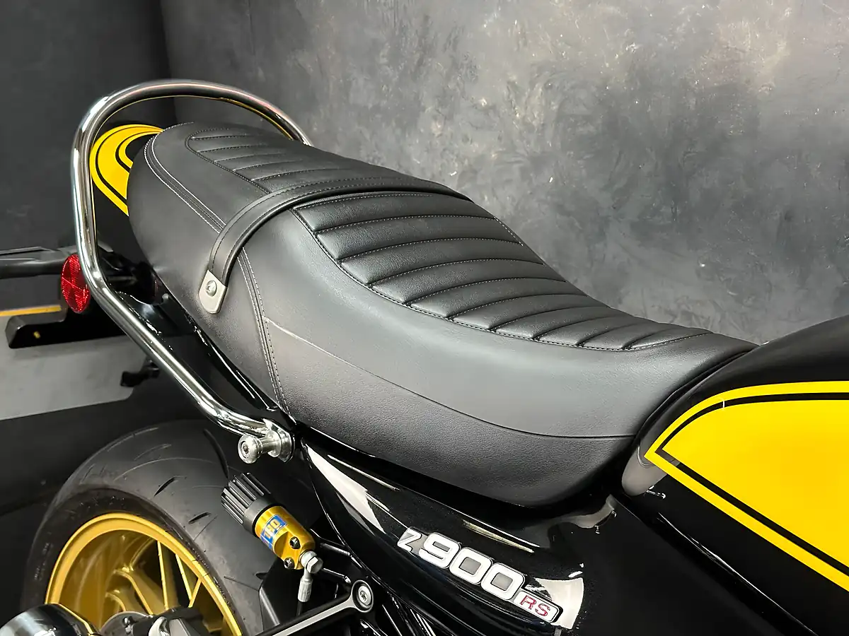 Used 2024 Kawasaki Z900 RS Se Black - Interior and Exterior details 19