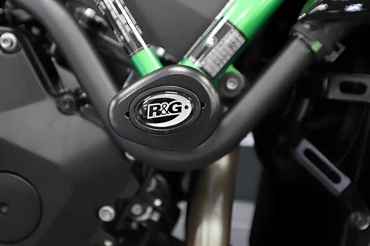 Used 2024 Kawasaki ZH2 Se Grey - Interior and Exterior details 9