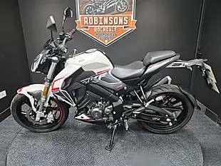 Used 2024 Keeway Rkf 125 White - Interior and Exterior details 3