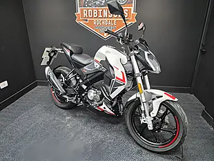 Used 2024 Keeway Rkf 125 White - Interior and Exterior details 4