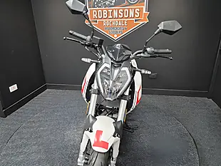 Used 2024 Keeway Rkf 125 White - Interior and Exterior details 7