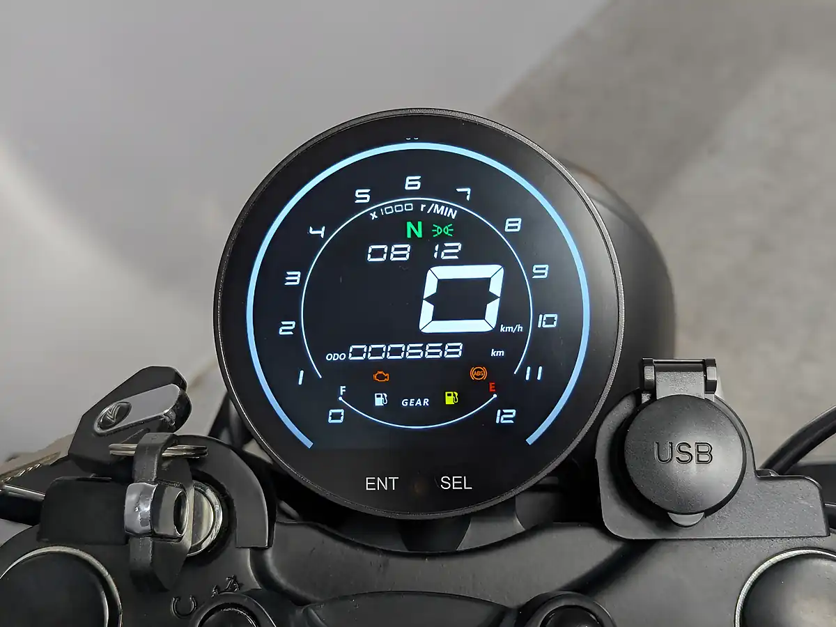Used 2024 Keeway X-Light 125 Black/Silver - Interior and Exterior details 11