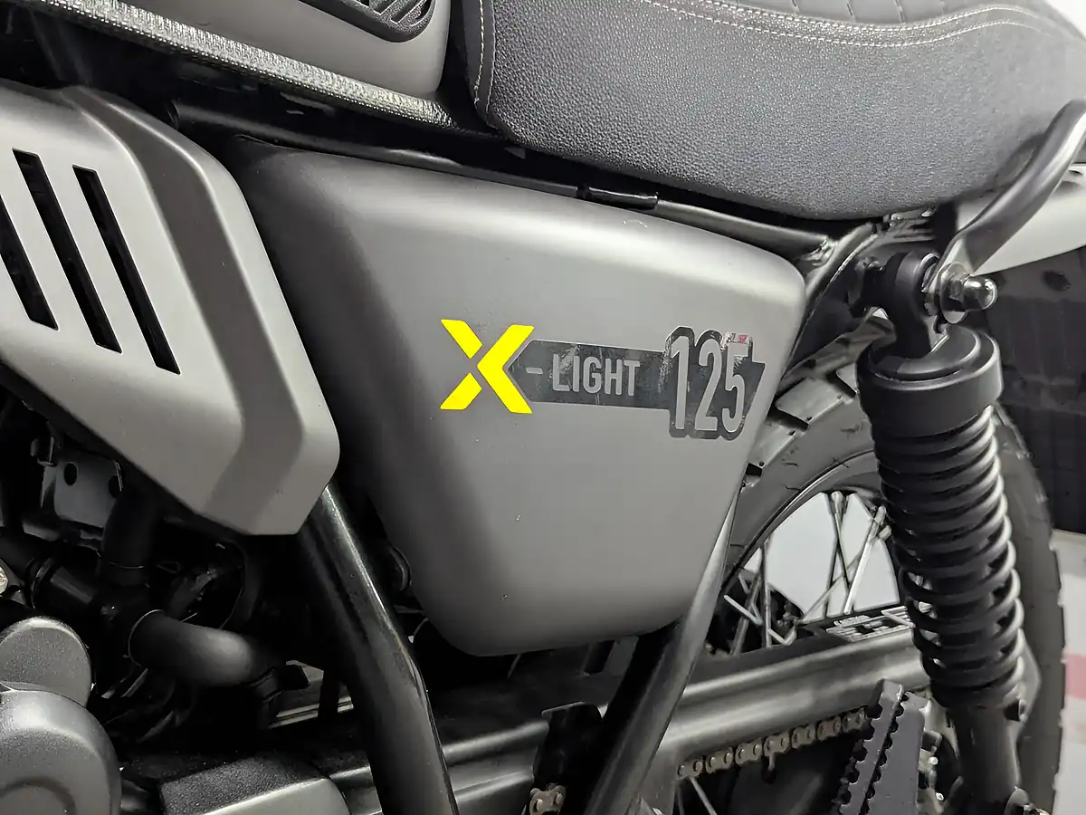 Used 2024 Keeway X-Light 125 Black/Silver - Interior and Exterior details 17