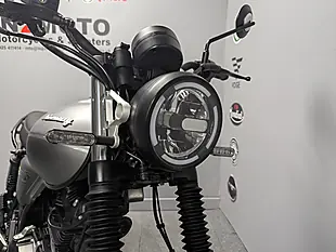Used 2024 Keeway X-Light 125 Black/Silver - Interior and Exterior details 6