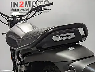 Used 2024 Keeway X-Light 125 Black/Silver - Interior and Exterior details 9