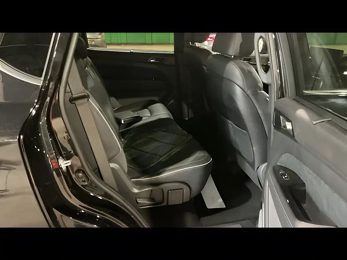 Used 2024 KGM Rexton K50 Black - Interior and Exterior details 8