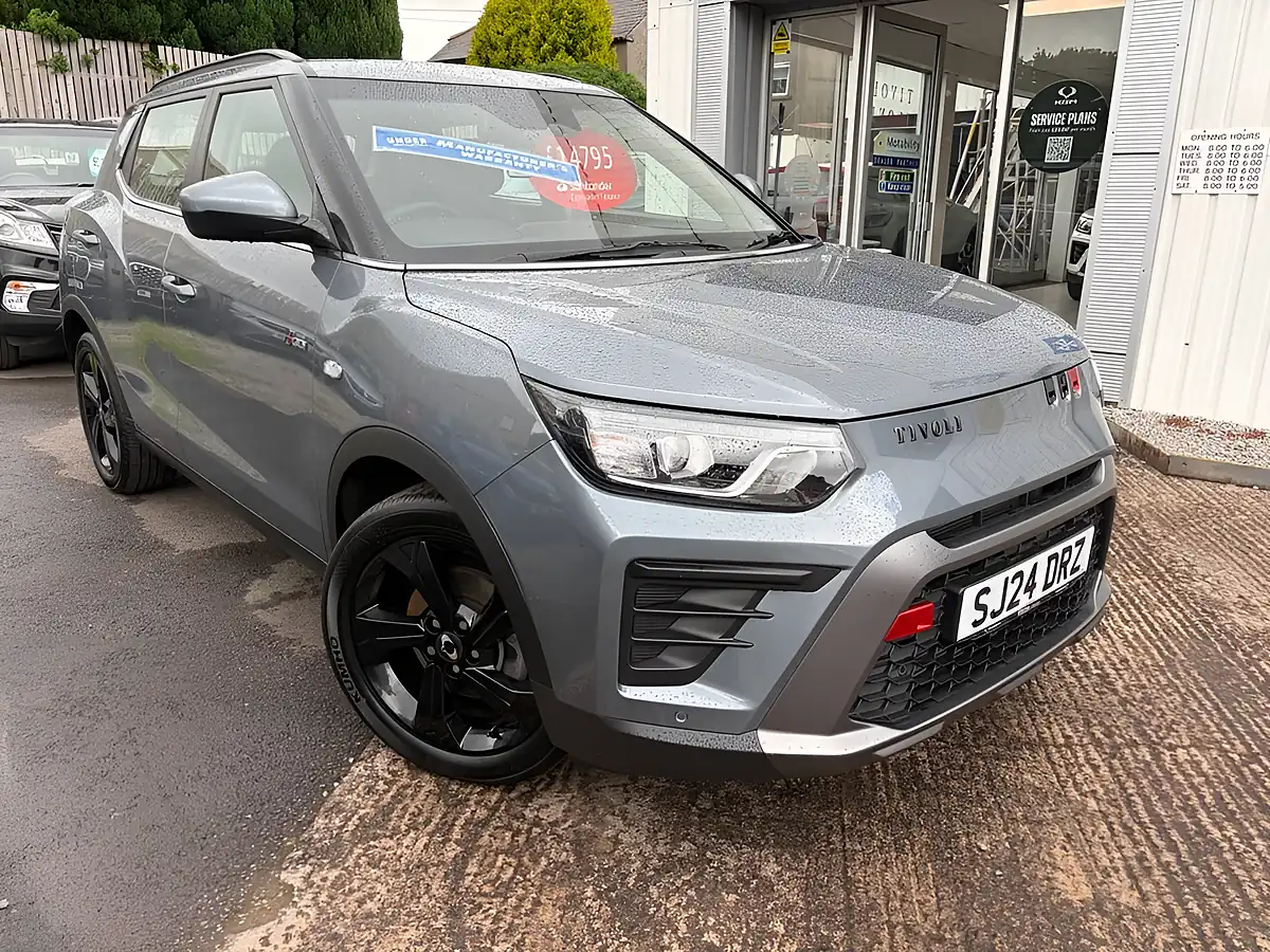 Used 2024 KGM Tivoli K30 Grey - Front View
