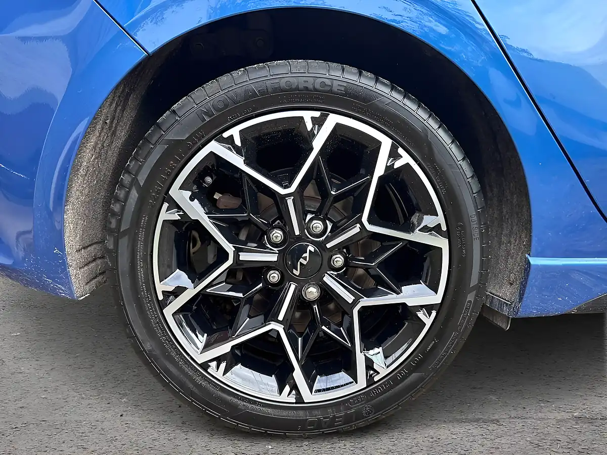 Used 2024 Kia Ceed GT-Line Blue Flame - Interior and Exterior details 10