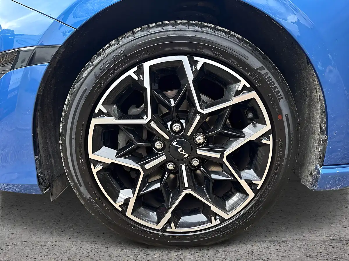 Used 2024 Kia Ceed GT-Line Blue Flame - Interior and Exterior details 11