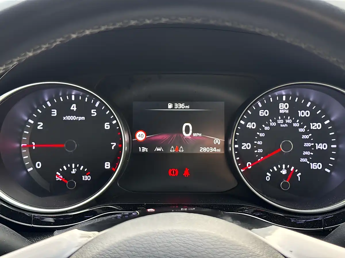 Used 2024 Kia Ceed GT-Line Fusion White - Interior and Exterior details 13