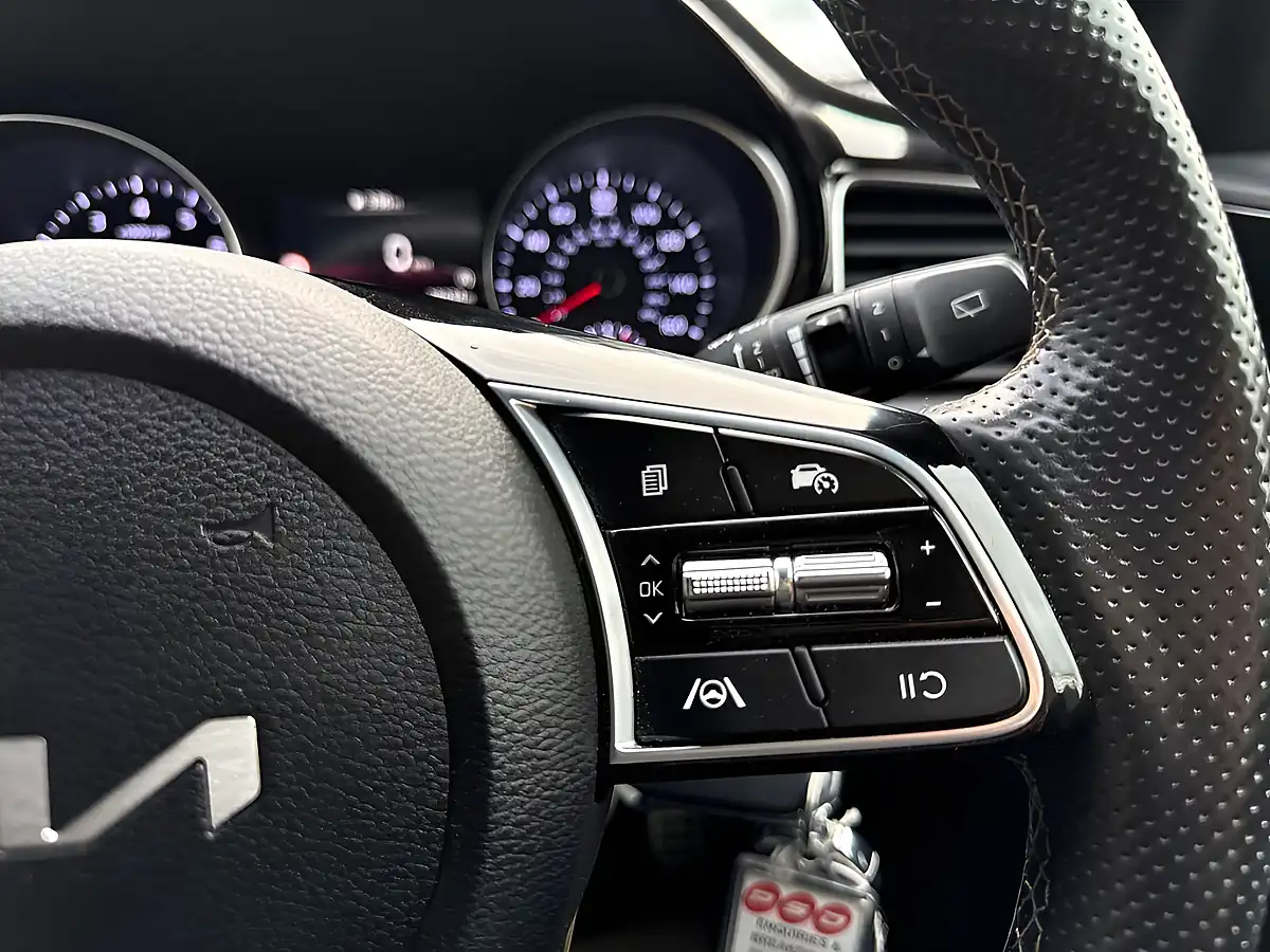 Used 2024 Kia Ceed GT-Line Fusion White - Interior and Exterior details 16